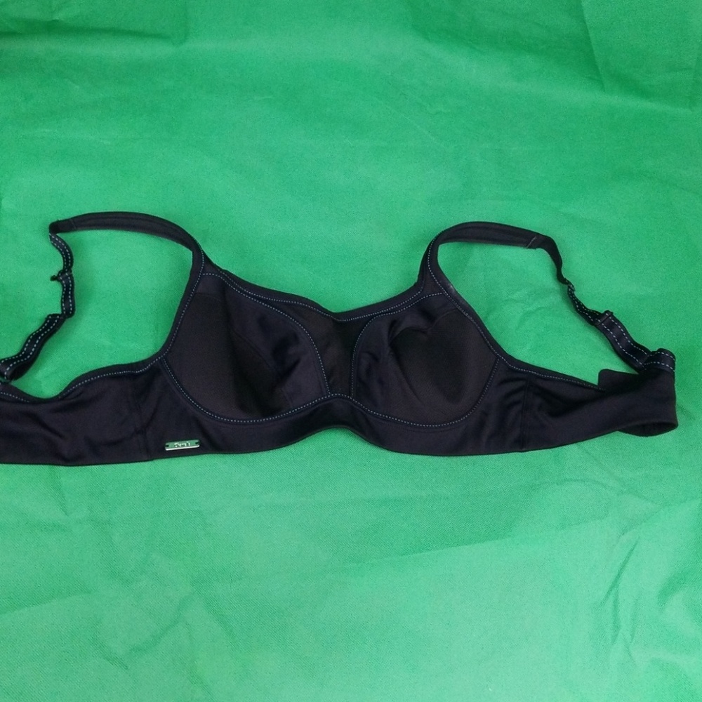 Peach Chantelle 34c sports bra